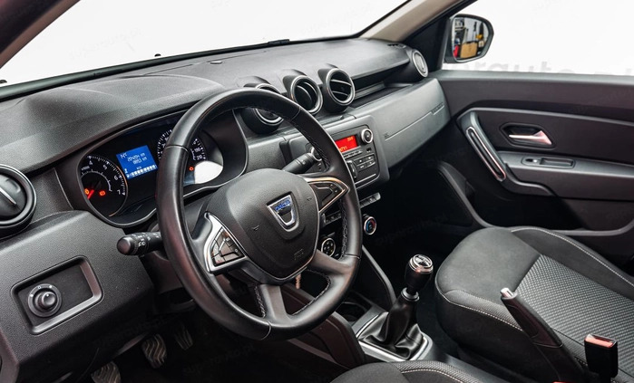 Dacia Duster cena 47900 przebieg: 204204, rok produkcji 2019 z Solec Kujawski małe 106